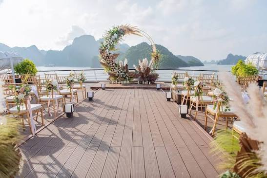 wedding in ha long bay