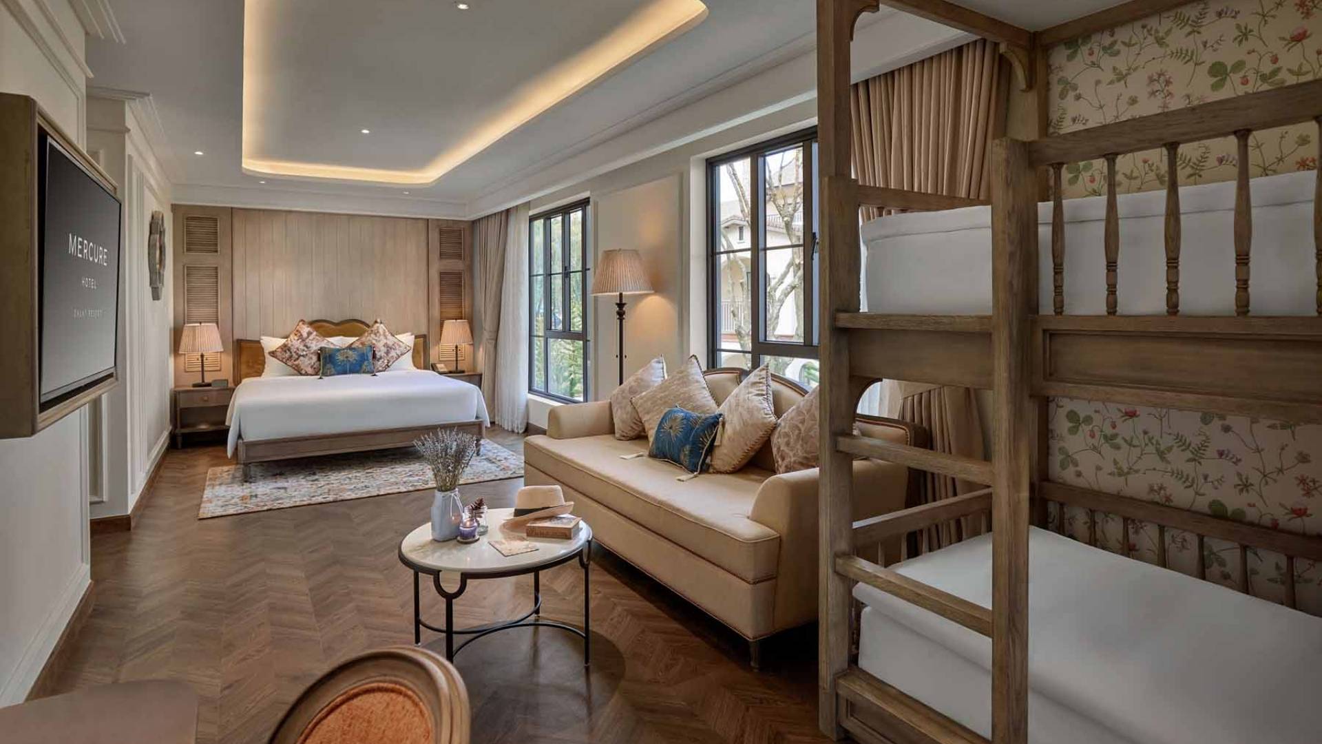 Junior Suite dành cho gia đình tại Grand Mercure Dalat