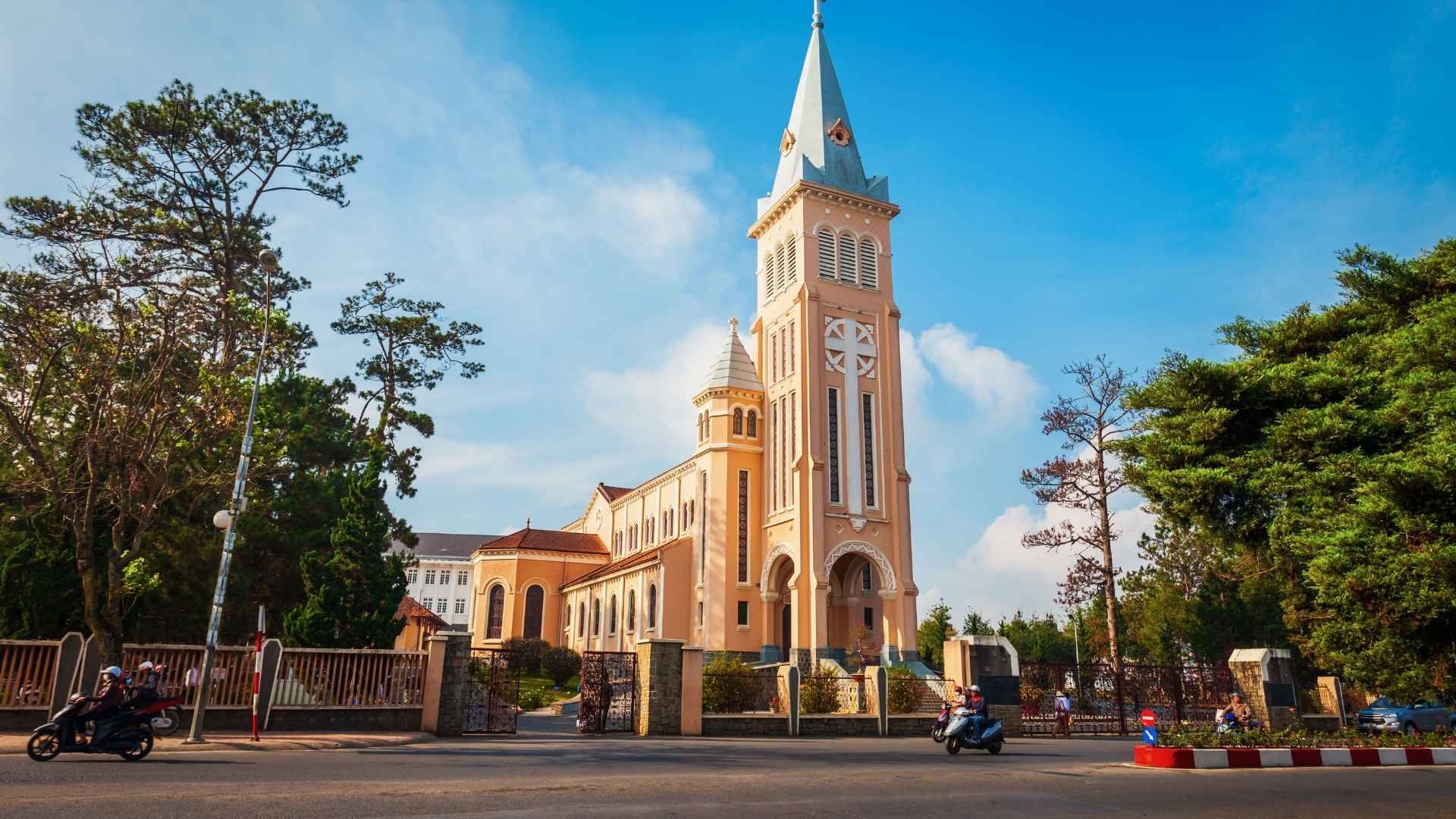 Nhà thờ Chính tòa Thánh Nicôla tại Đà Lạt