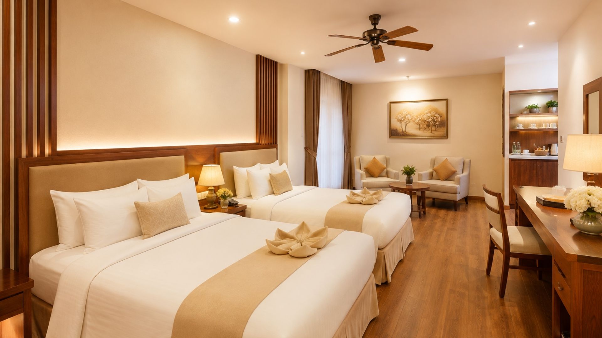 Không gian suite hiện đại và ấm cúng tại Ladalat Hotel