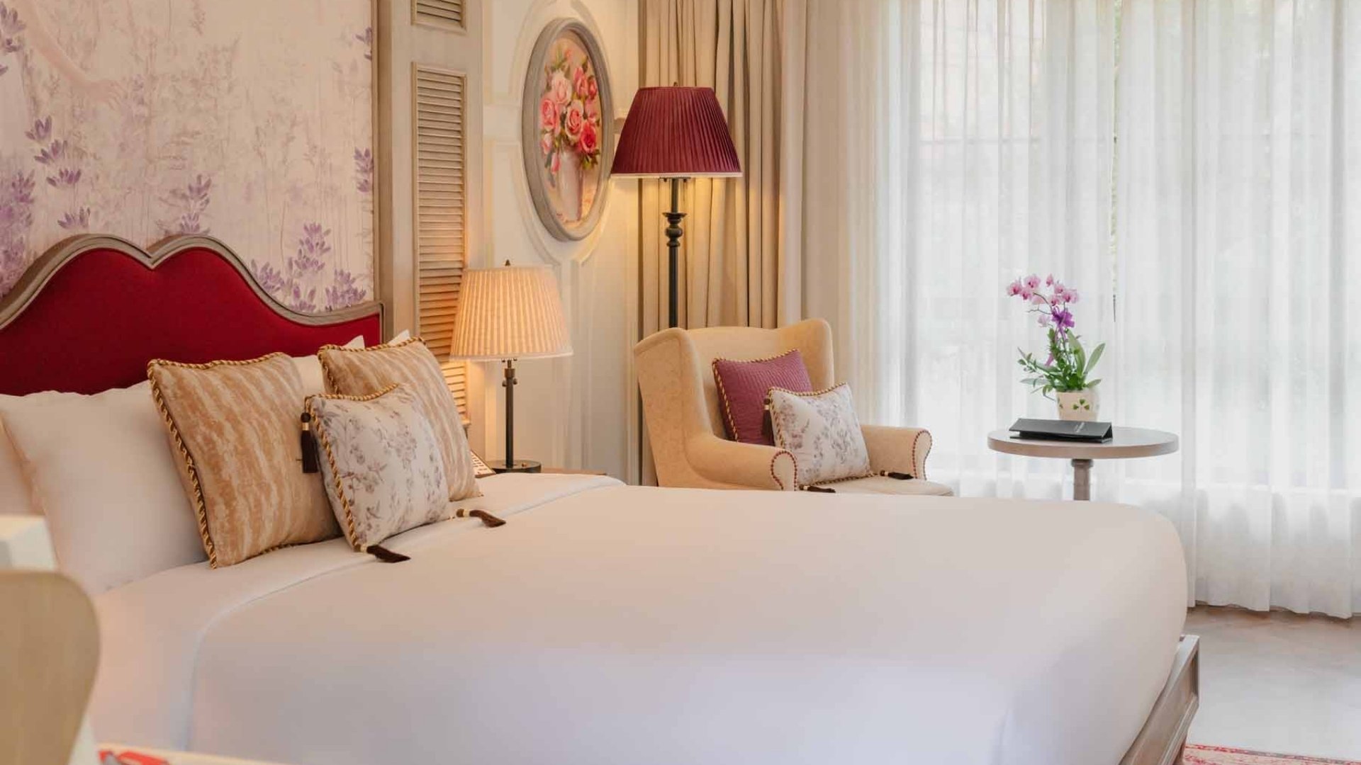 Phòng nghỉ lãng mạn tại Grand Mercure Dalat