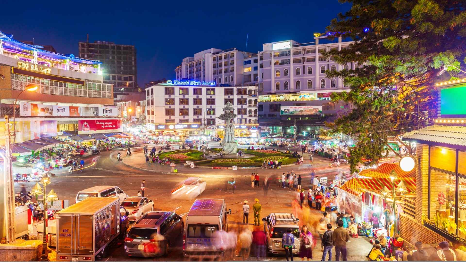 Chợ đêm Đà Lạt tại Việt Nam
