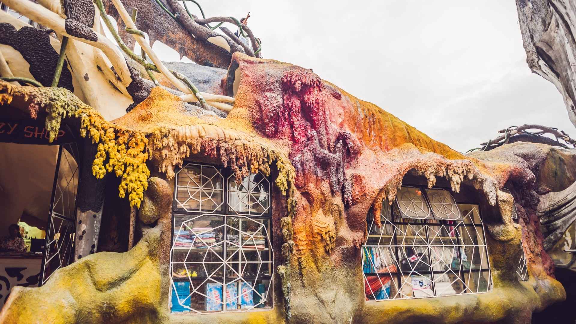 crazy house in dalat