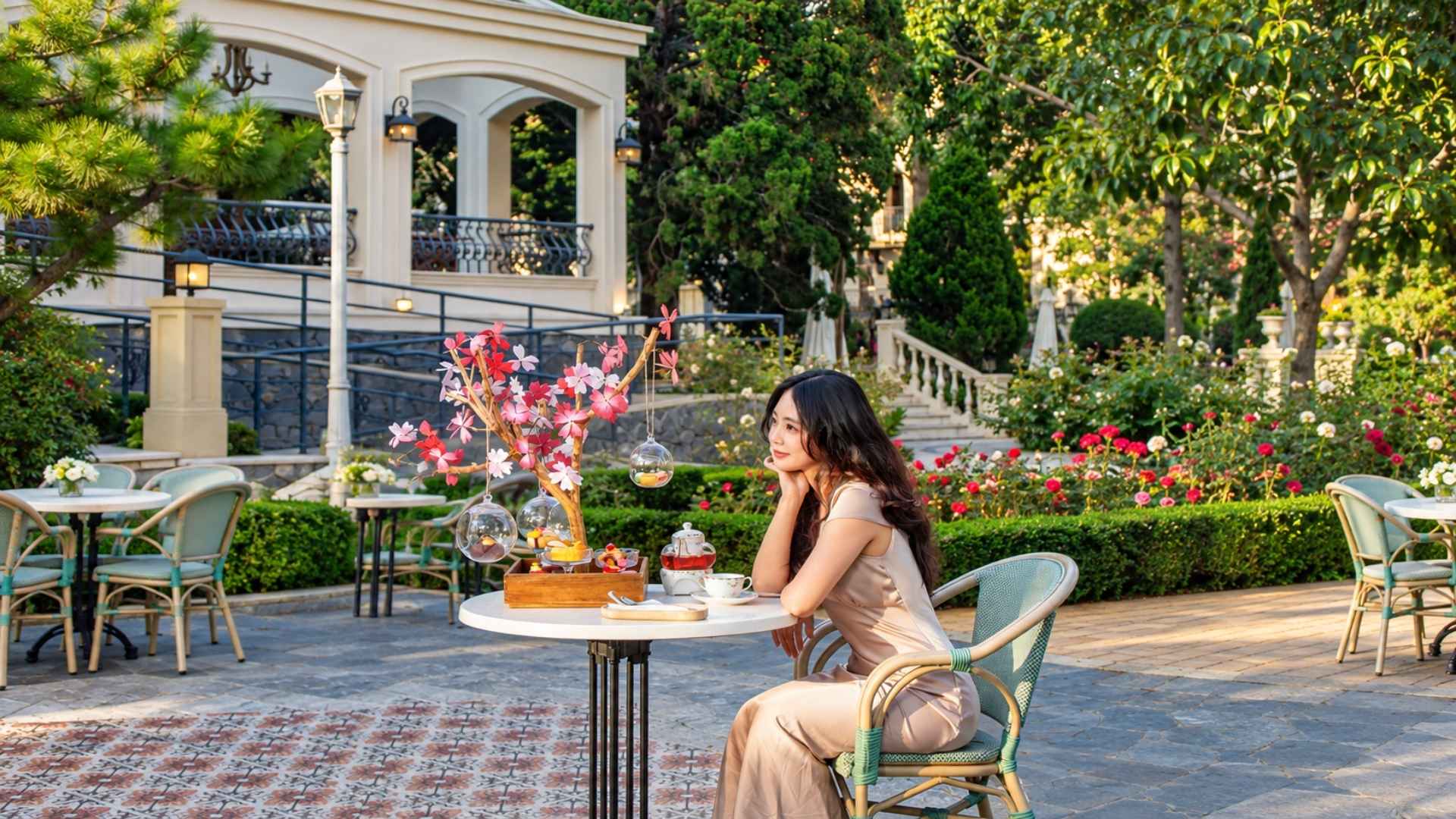 Grand Mercure Dalat의 Fleurie 카페